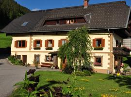 Haus Garz, hotel i Weissensee