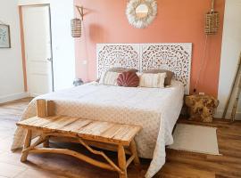 Chambres d'hotes - Le Magnolia, B&B in Carcassonne