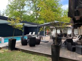 Enzo Hôtels Diane - Logis Amnéville, khách sạn ở Amnéville