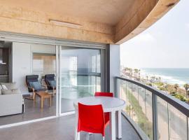 O&O Group - Stunning Sea View 3 BR Apartment Iconic Tower, hotel in Bat Yam