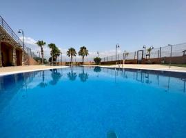 Magnificent apartment Mar'y'Golf with SPECTACULAR VIEW! High-speed internet, Remote Work, hotel golf di Mojacar