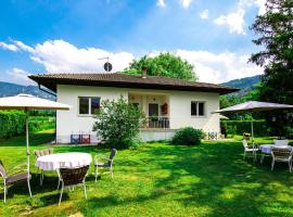 Holiday Home Villetta ai Pini-2 by Interhome, villa in Calceranica al Lago