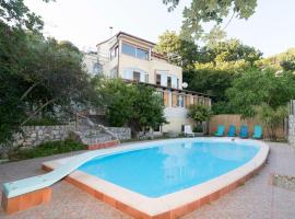 Apartment Il Grande Blu by Interhome, Hotel mit Parkplatz in Torca