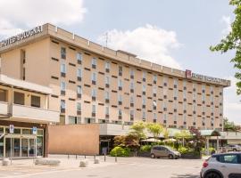 SHG Hotel Bologna, viešbutis mieste Cola Predoza