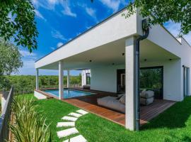 Holiday Home Villa Valle by Interhome, cabaña o casa de campo en Bale