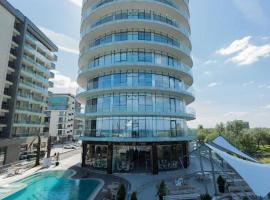 White Tower Mamaia Apartament Privat 503、ママイアのアパートホテル