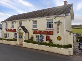 The Poltimore Inn, hotel with parking in North Molton