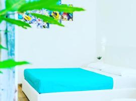 Sea Dream Camere, готель у місті Агрополі