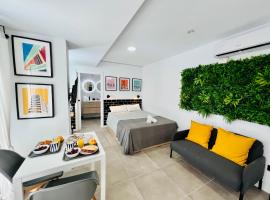 COOL LOFTS ALAMEDA VALENCIA: Valensiya, Mestalla Stadyumu yakınında bir otel