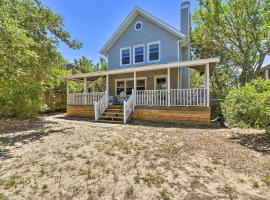Classic Chesapeake Beachside Cottage with Porch!, hotel dengan parking di Norfolk
