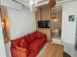 Evagelias suite, pet-friendly hotel in Skopelos Town