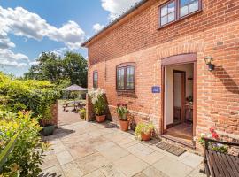 Punch Cottage, hotel i Little Glenham