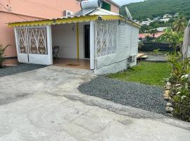 Location AKAZAW, hotel em Pointe-Noire