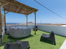 La casita de Aitor; campo y playa en el Médano, hotelli kohteessa El Médano