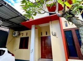 Three Bedrooms House Djanuraga House 5