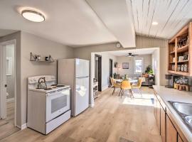 Sunny Superior Home - Swim, Hike, and Explore!, hotel in Superior