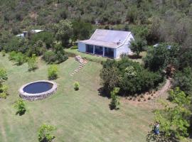 Die Skoolhuisie, hotel perto de Prince Alfred Pass, Avontuur