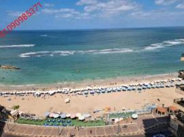 Panoramic Sea View Flat miami FAMILY ONLY شقة بانورما بشاطئ ميامي الاسكندرية عائلات فقط, hotel berdekatan Arab Academy for Science, Technology & Maritime Transport, Alexandria