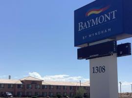 Baymont Inn & Suites by Wyndham Holbrook, hotelli kohteessa Holbrook