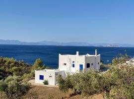 Private Beach House Greece: Saterlí şehrinde bir otoparklı otel