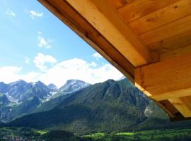 Appartements Oberdorfer, hotel in Landeck