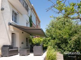 Large house close to city center Limoges, hotel a Limoges