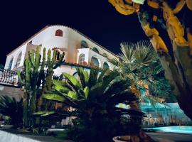 Manca Residence, hotel sa parkingom u gradu Marina di Palma