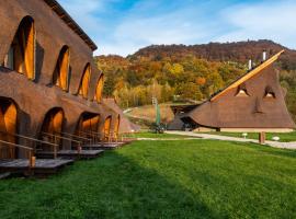 Cuibul de Lemn, hotel Barcarozsnyón