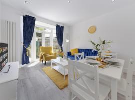 Flourish Apartments - Marlborough House - Ilford โรงแรมในRedbridge