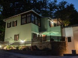 Dandy Villas Tsagkarada-Green Apple-Jacuzzi-Sea View, hotel v destinaci Tsagarada