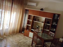 Appartamento Elisa, hotel en Melito di Porto Salvo