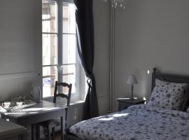 B&B Le Relais des Saints Pères、オセールのホテル