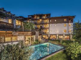 Taubers Unterwirt Aktiv & Vitalhotel, hotel v destinaci Feldthurns