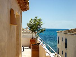 Blue Sardine Hostal Boutique Altea Adults Only, жилье для отдыха в Альтеа