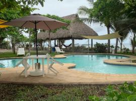 Cabo tortuga bungalows, hotell i Monterrico