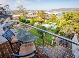 Aestas Bed and Breakfast, hotel di Knysna