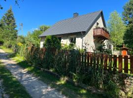 Dom nad jeziorem Strażym, hotel cerca de Distrito de los Lagos de Brodnica, Zbiczno