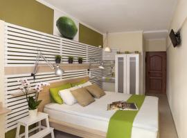 Svea Hotel, hotel a Città di Rodi