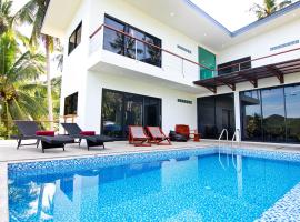 2 Bays Villa, hotell i Thong Nai Pan Yai