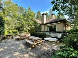 Family villa w Trampoline, Pool