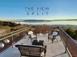 The View Split. Highlight with Roof-Top-Terrace and Pool