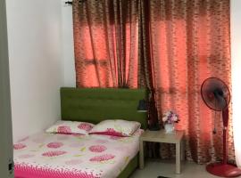 Roomstay in Putrajaya (Female only/Queen bed), bed and breakfast v destinaci Kampong Batu Sembilan