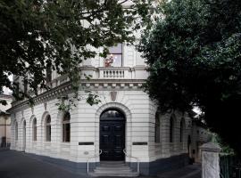 Hotel Ernest Bendigo, hótel í Bendigo