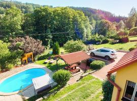 Apartment Ulrich, hotel with pools in Jablonec nad Jizerou