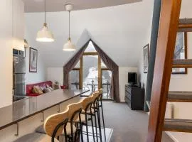 Lantern 32 Loft