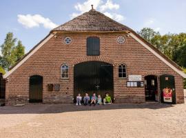 Charmecamping & Appartementen De Regge-Vallei, hotel u gradu Den Ham