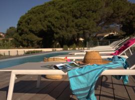 CALADEA Locations de Vacances 5 étoiles, piscine chauffée, hotel a Porto Vecchio