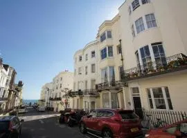 Waterloo Apartment - by Brighton Holiday Lets