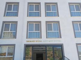 GRAND KÖSE AİRPORT HOTEL, hôtel à Ortaca