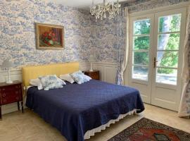 Le gite de la closerie des iris, vacation rental in Castelnau-dʼAude